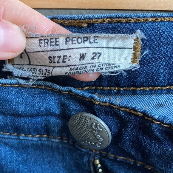 Free People High-waisted Jeans - Size 27 - Picture 2 of 3